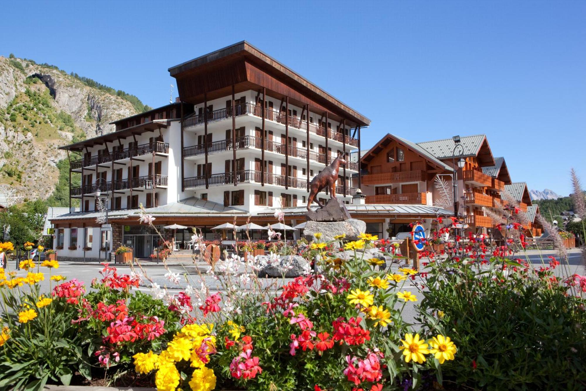 Grand Hotel De Valloire Et Du Galibier Экстерьер фото